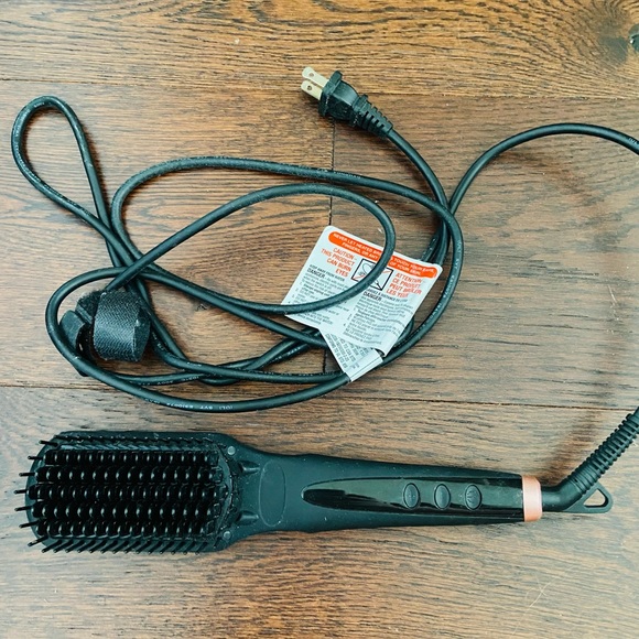 Amika Polished Perfection Straightening Brush 1.0 - Picture 2 of 3